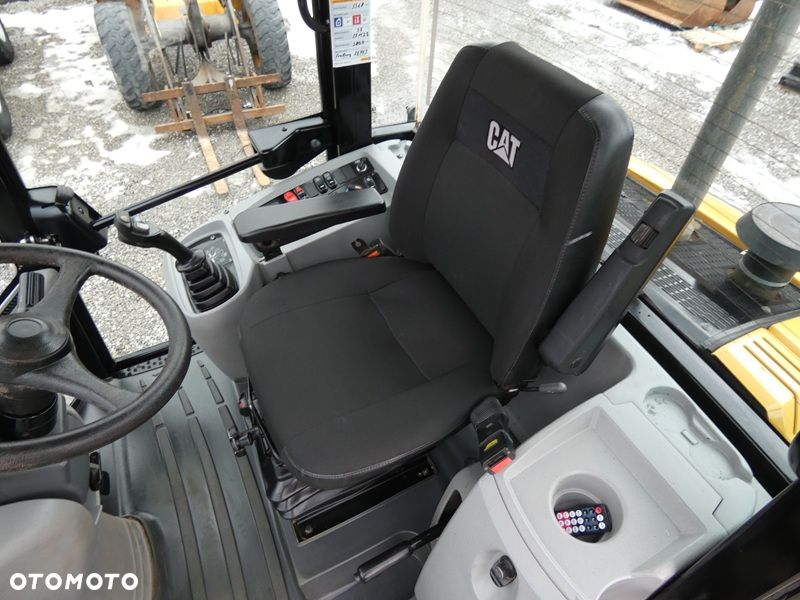 Caterpillar CAT 908M Z Niemiec / 3.372mtg po serwisie / Super Stan / - 9