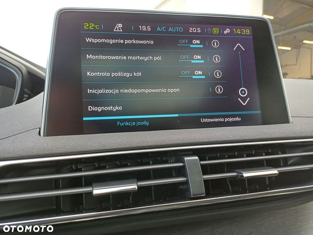 Peugeot 3008 1.6 PureTech Hybrid4 PHEV GT S&S EAT8 - 23