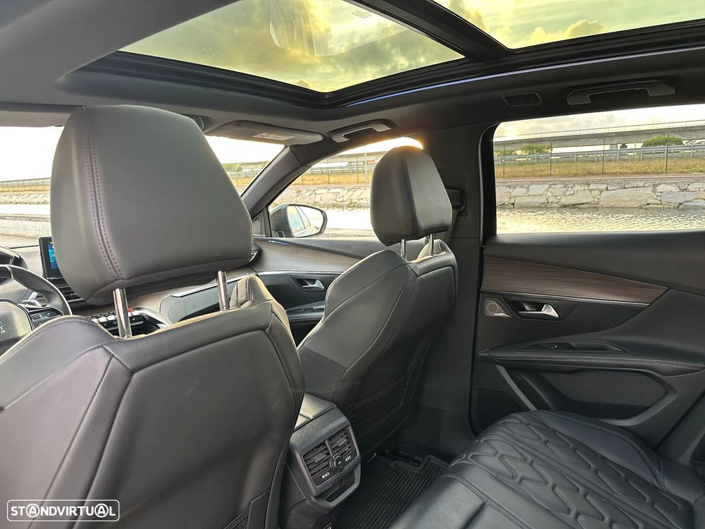 Peugeot 3008 1.6 Hybrid4 GT e-EAT8 - 24