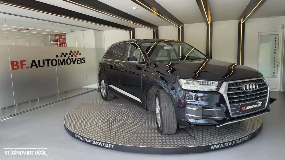 Audi Q7 3.0 TDI quattro S-line Tiptronic 7L - 11