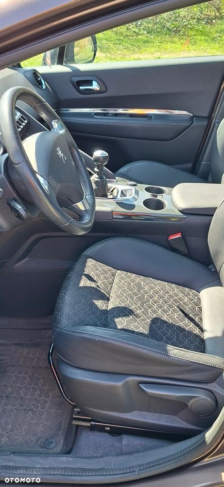 Peugeot 3008 1.6 HDi Style - 5