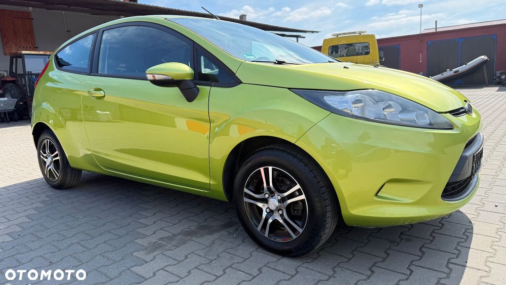 Ford Fiesta 1.25 Champions Edition - 21