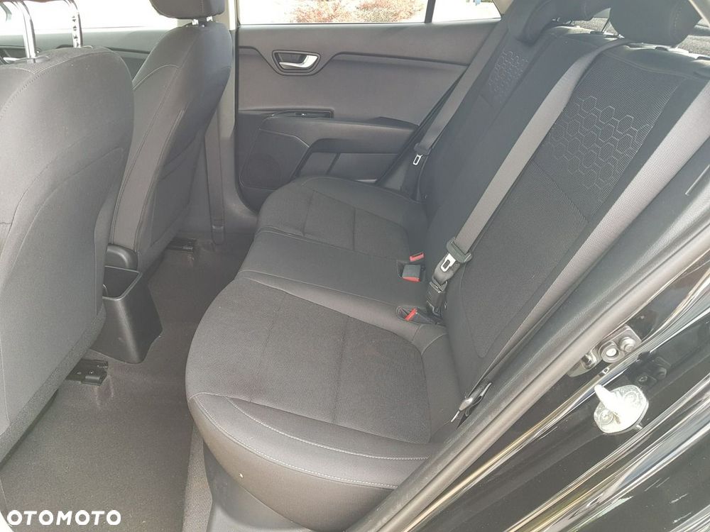 Kia Rio 1.2 Dream Team Edition - 11