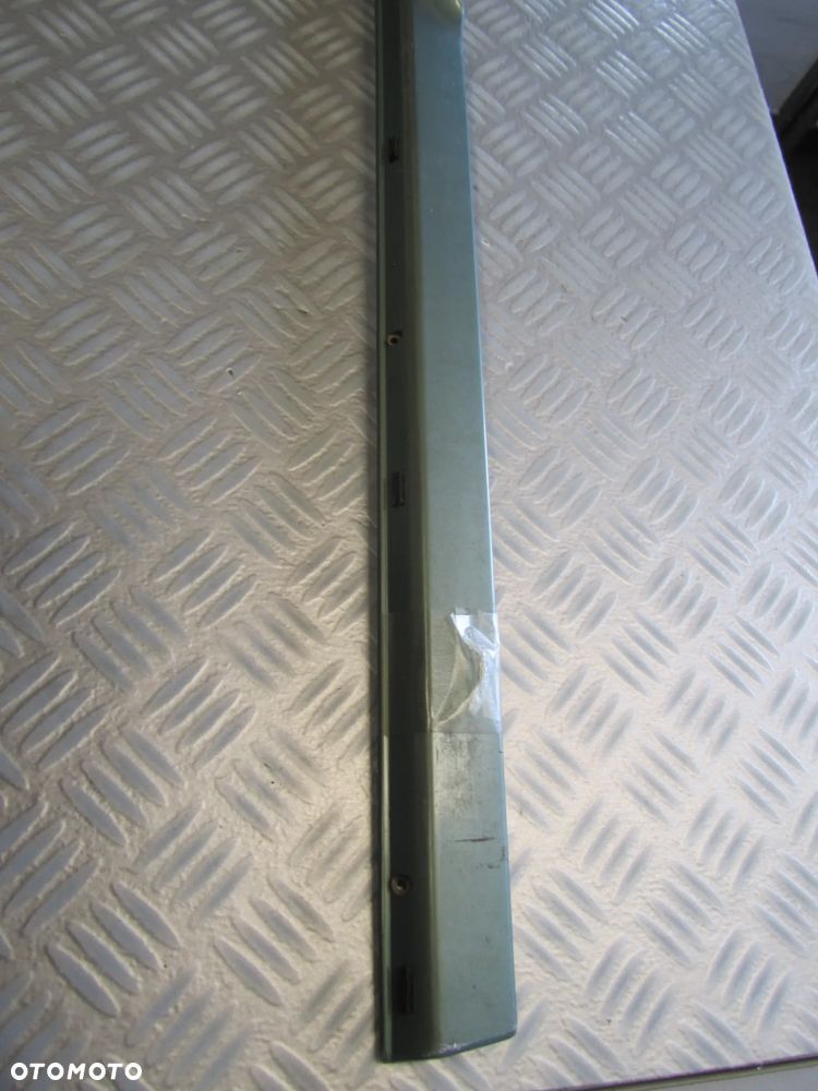 listwa 1247400293 - 2