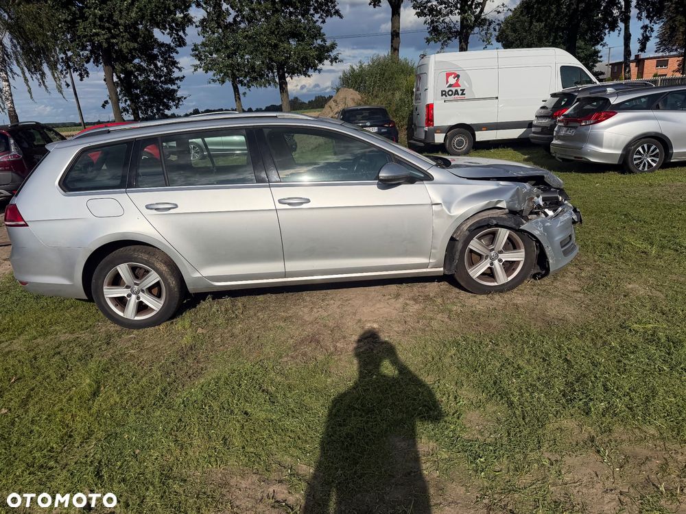 Volkswagen Golf 1.6 TDI BlueMotion Technology Comfortline - 3