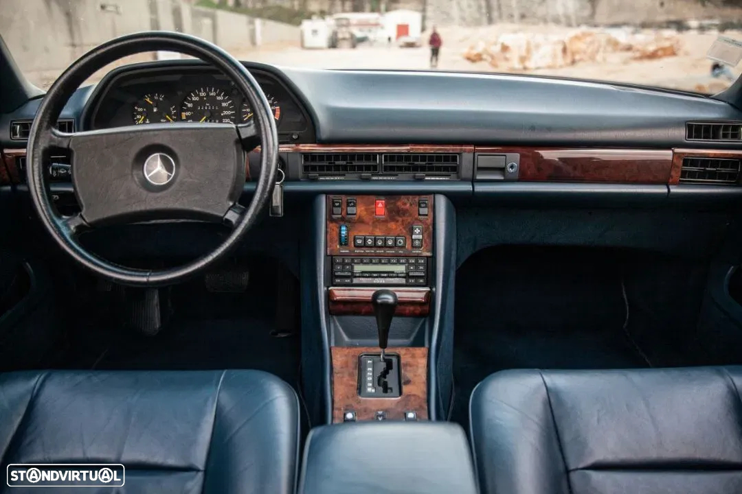 Mercedes-Benz 380 - 19