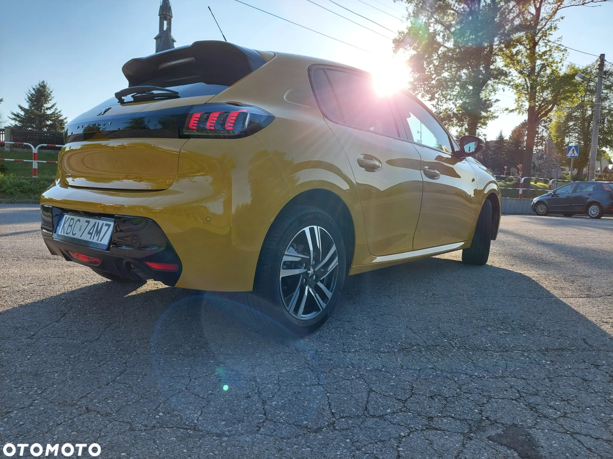 Peugeot 208 1.2 PureTech Allure Pack S&S EAT8 - 33