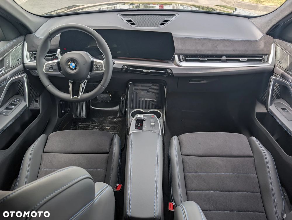 BMW X2 - 12