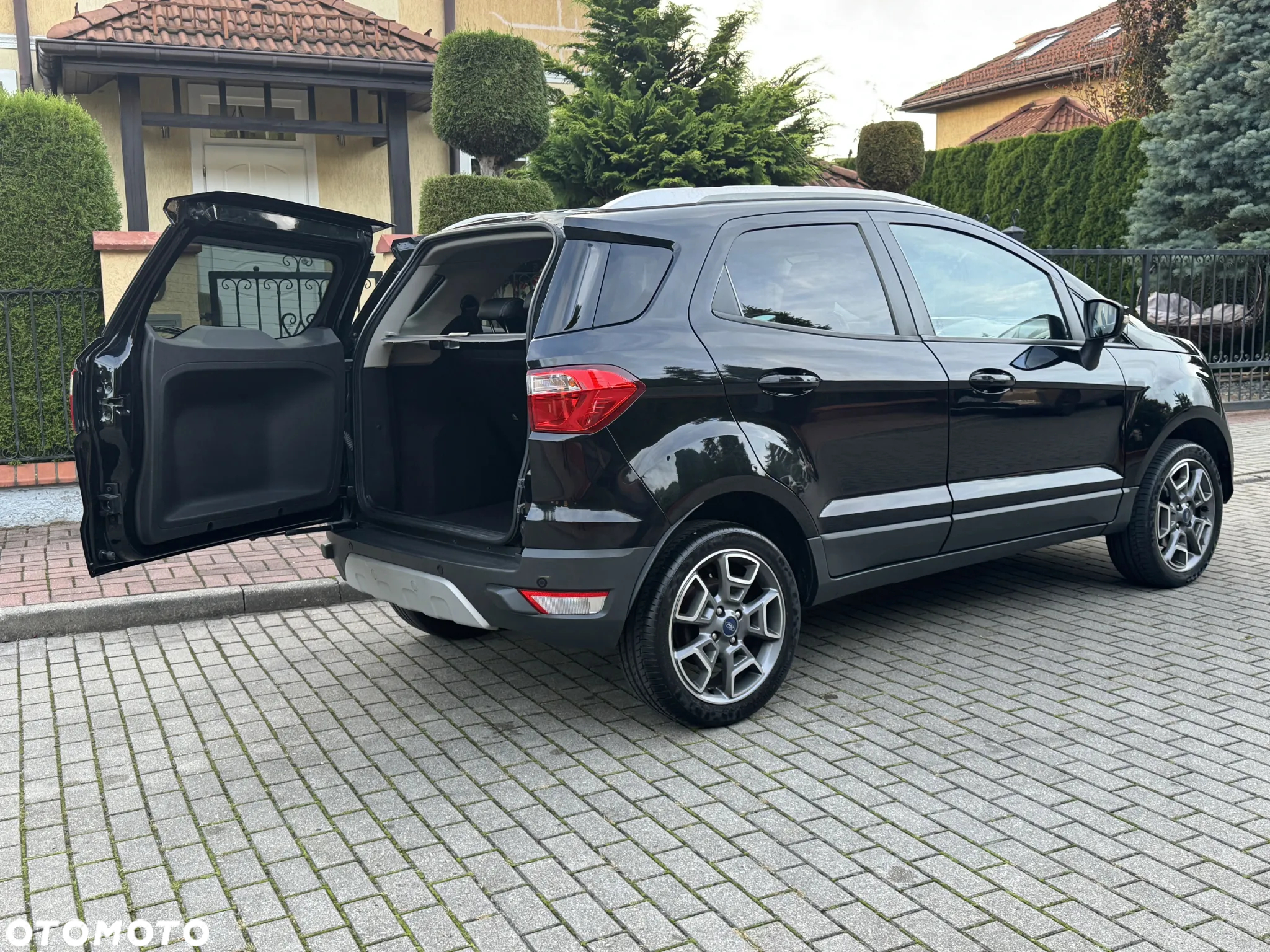 Ford EcoSport - 17