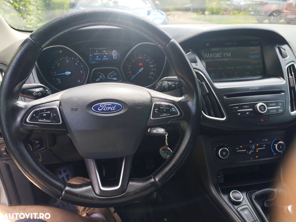 Ford Focus - 5