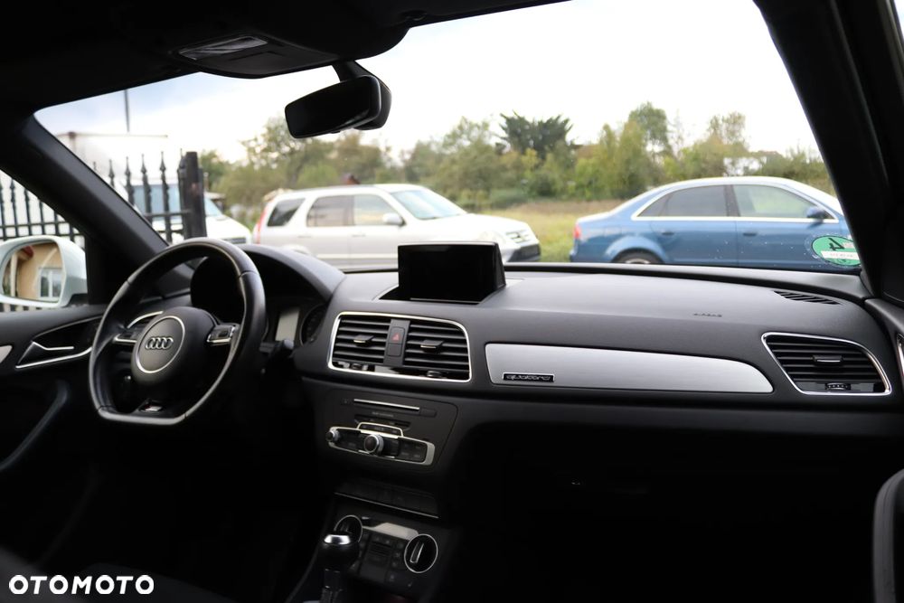 Audi Q3 2.0 TDI Quattro Sport S tronic - 32