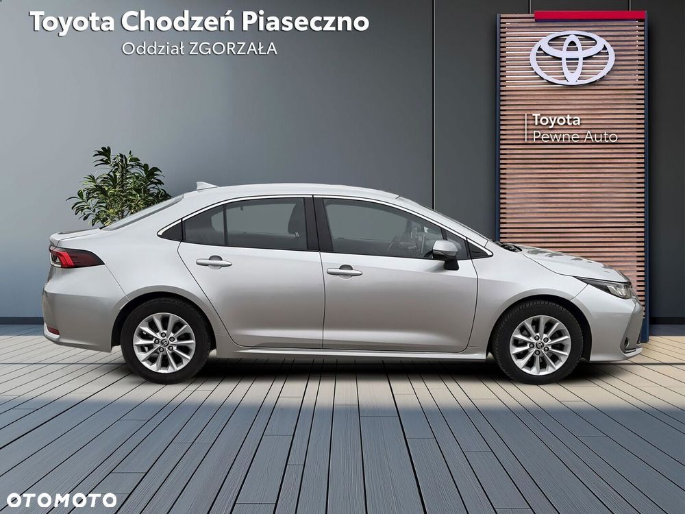 Toyota Corolla - 7