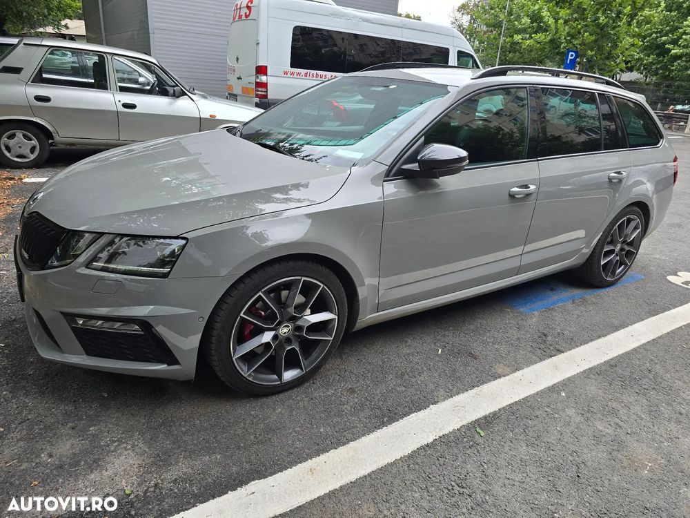 Skoda Octavia Combi Diesel 2.0 TDI 4X4 DSG RS - 3