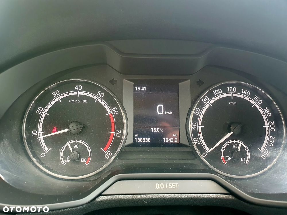 Skoda Octavia 1.5 TSI ACT Active - 9