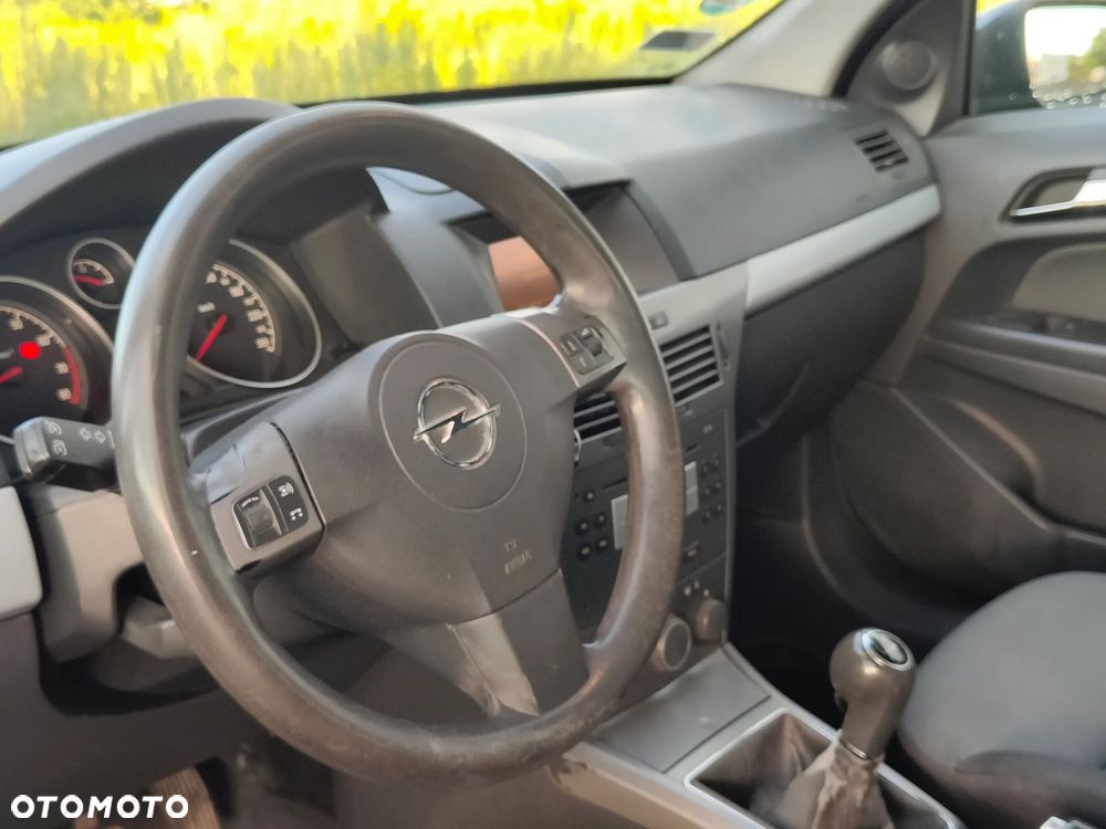 Opel Astra 1.6 Enjoy - 19