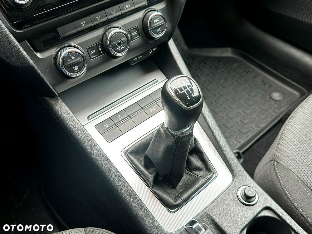 Skoda Octavia 1.4 TSI Style - 25