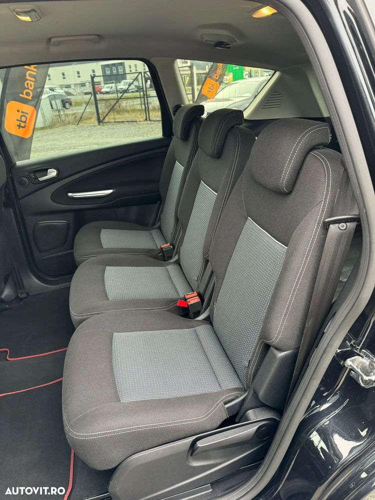 Ford S-Max 2.0 TDCi Powershift Titanium - 30