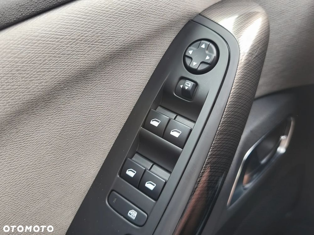 Citroën C4 Picasso BlueHDi 150 EAT6 Exclusive - 28