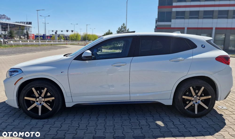 BMW X2 xDrive20i Advantage Plus - 12