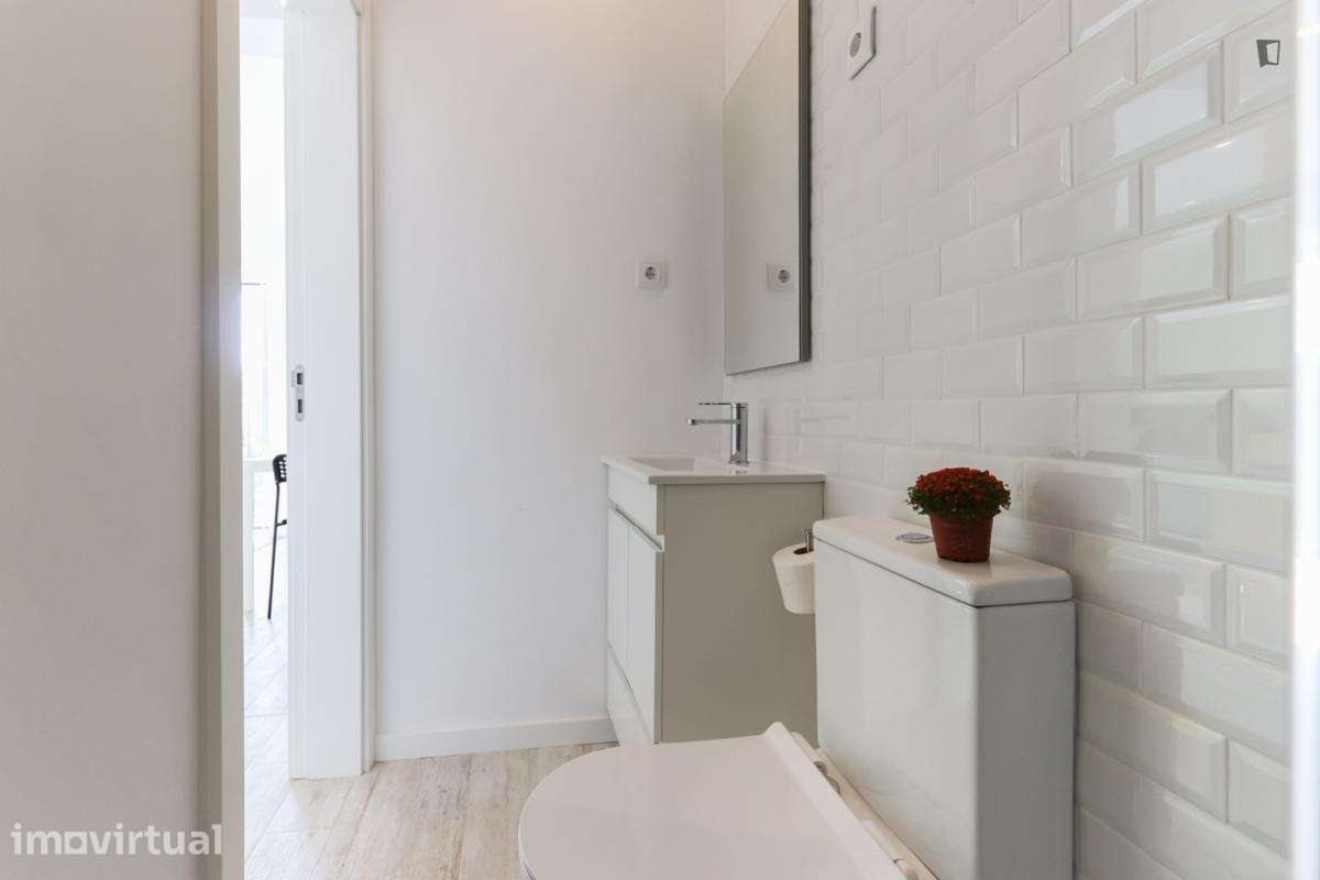Apartamento com 1 quartos - localizado em Ajuda Lisbon - Grande imagem: 4/21