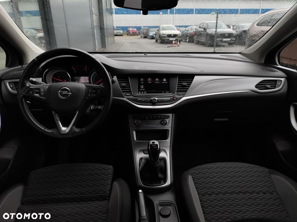 Opel Astra - 24