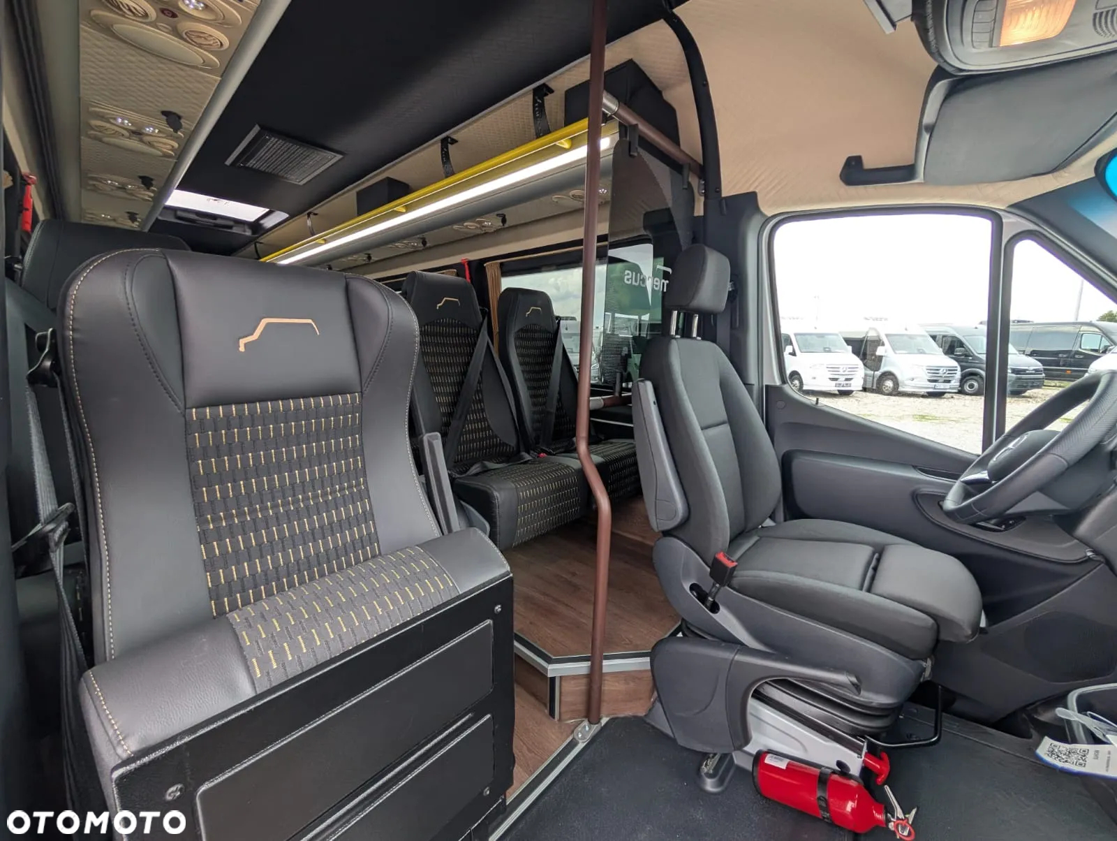 Mercedes-Benz Sprinter 517 - 14