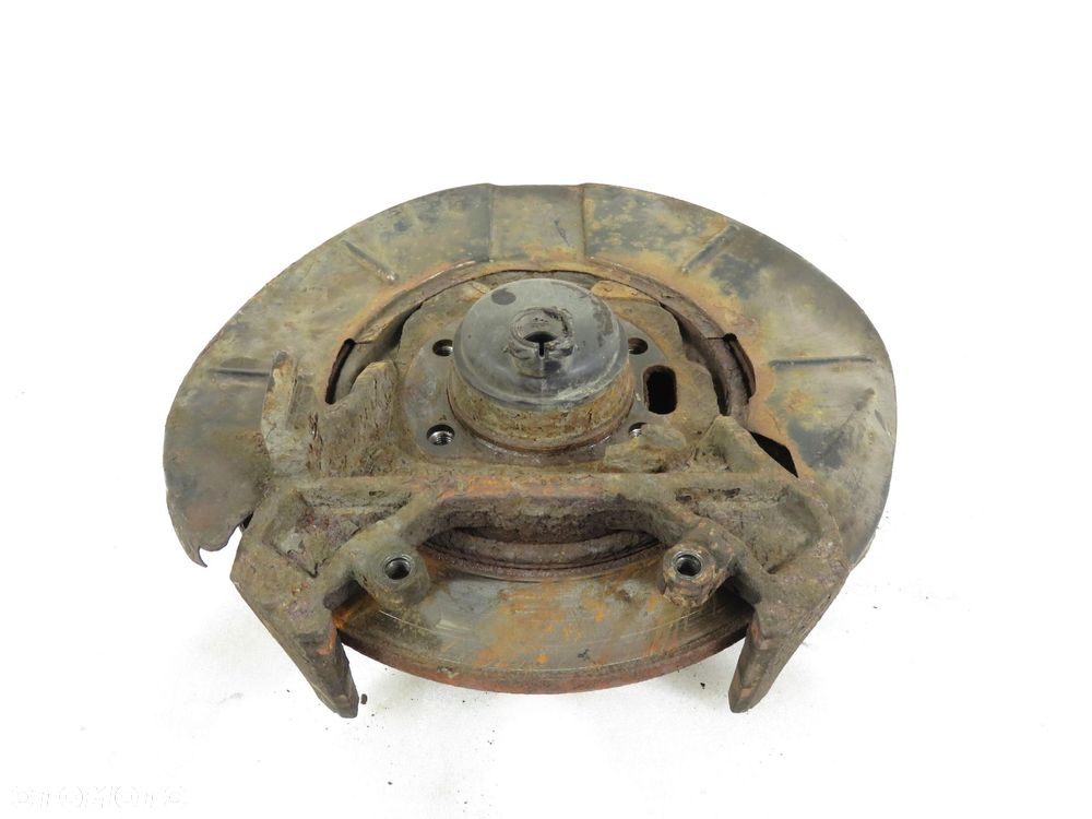 PIASTA TYLNA PRAWA CHRYSLER VOYAGER IV 2.8 CRD TARCZA KOTWICZNA - 2