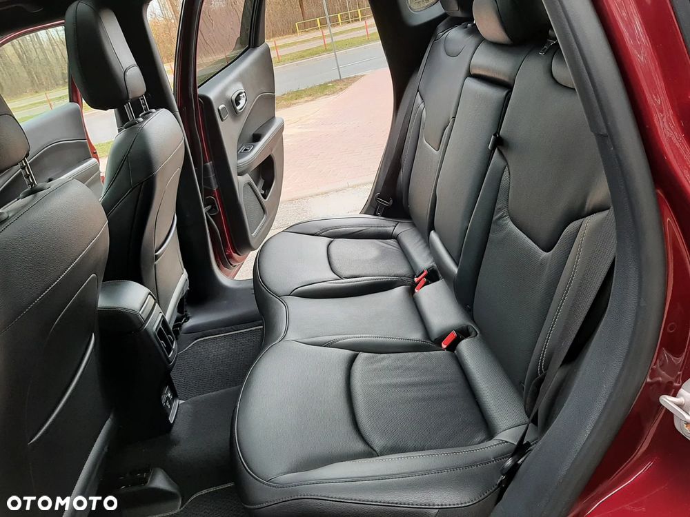Jeep Compass - 12