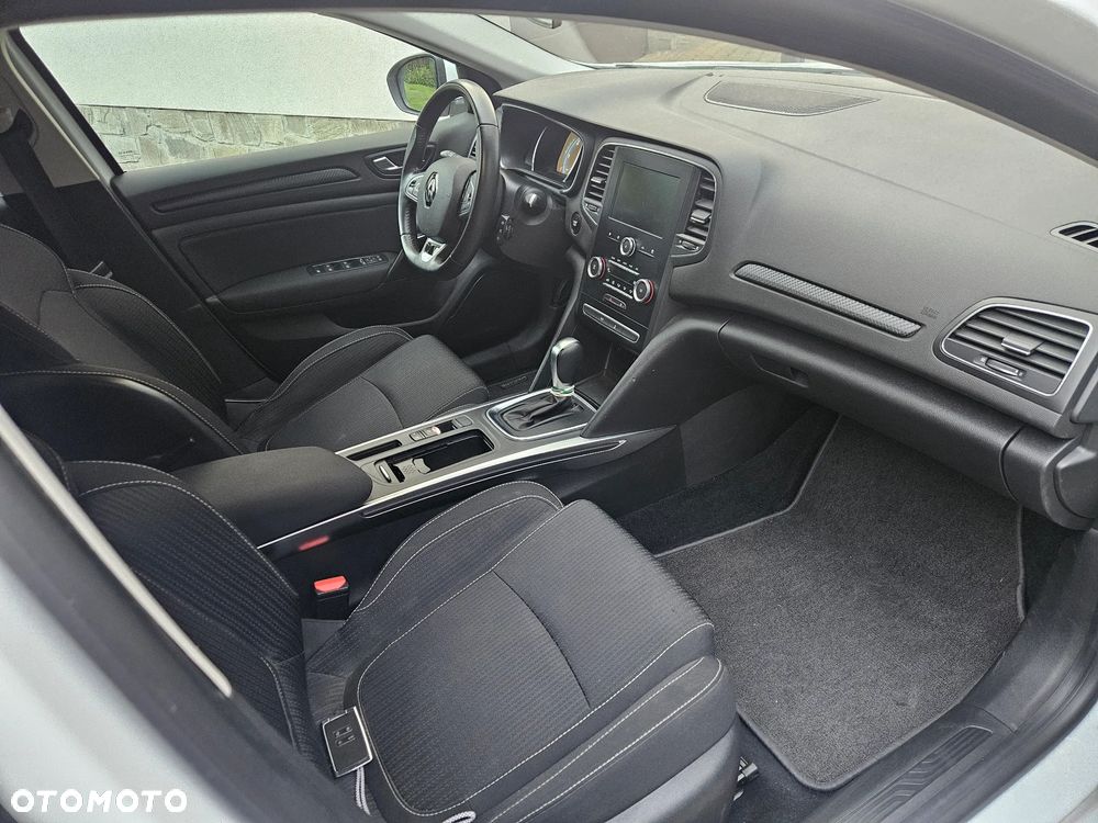 Renault Megane 1.5 dCi Intens EDC - 6