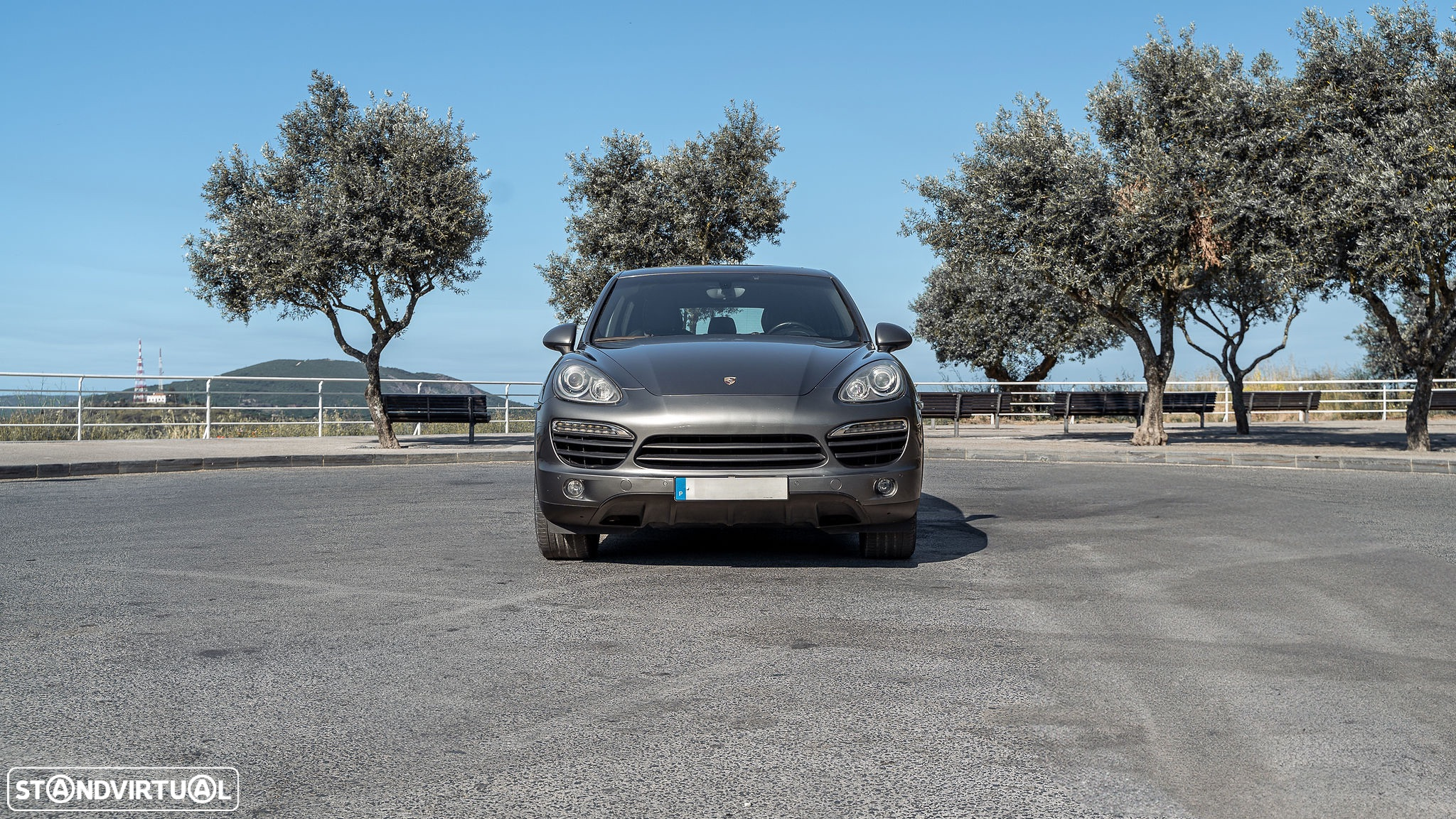Porsche Cayenne S Hybrid - 16