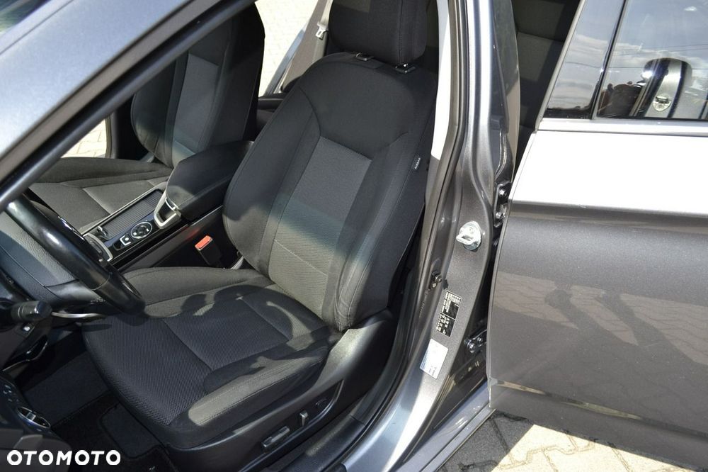 Hyundai i40 Kombi 1.7 CRDi DCT Premium - 29