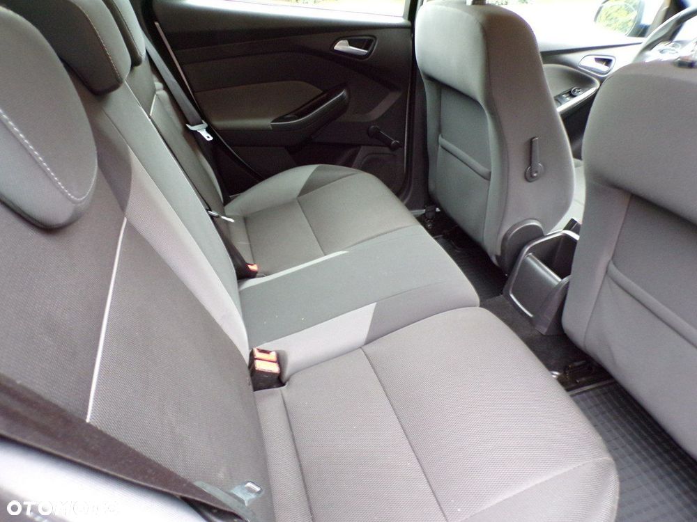 Ford Focus - 26