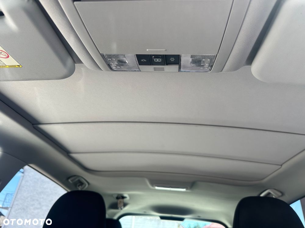 Toyota Verso 1.8 Life - 17