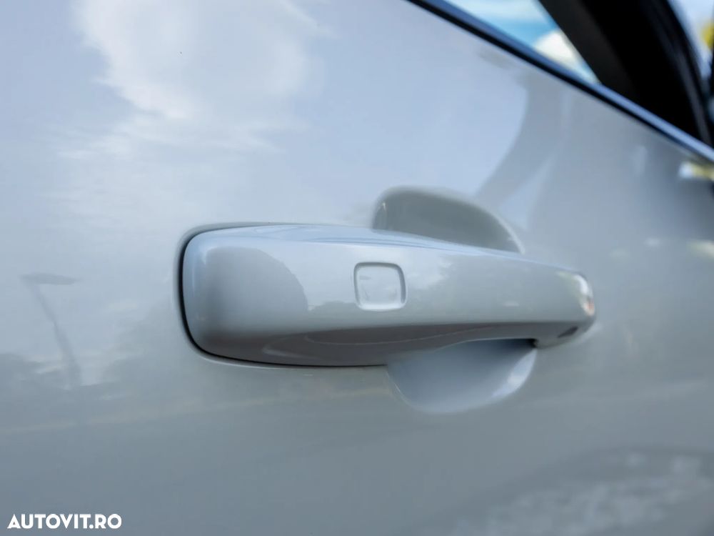 Volvo XC 60 T8 AWD AT PHEV Ultra Dark - 13