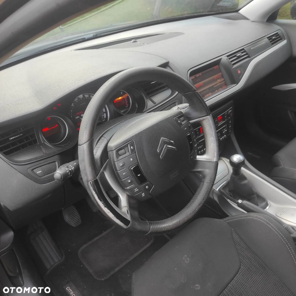 Citroën C5 Tourer HDi 110 FAP Tendance - 6