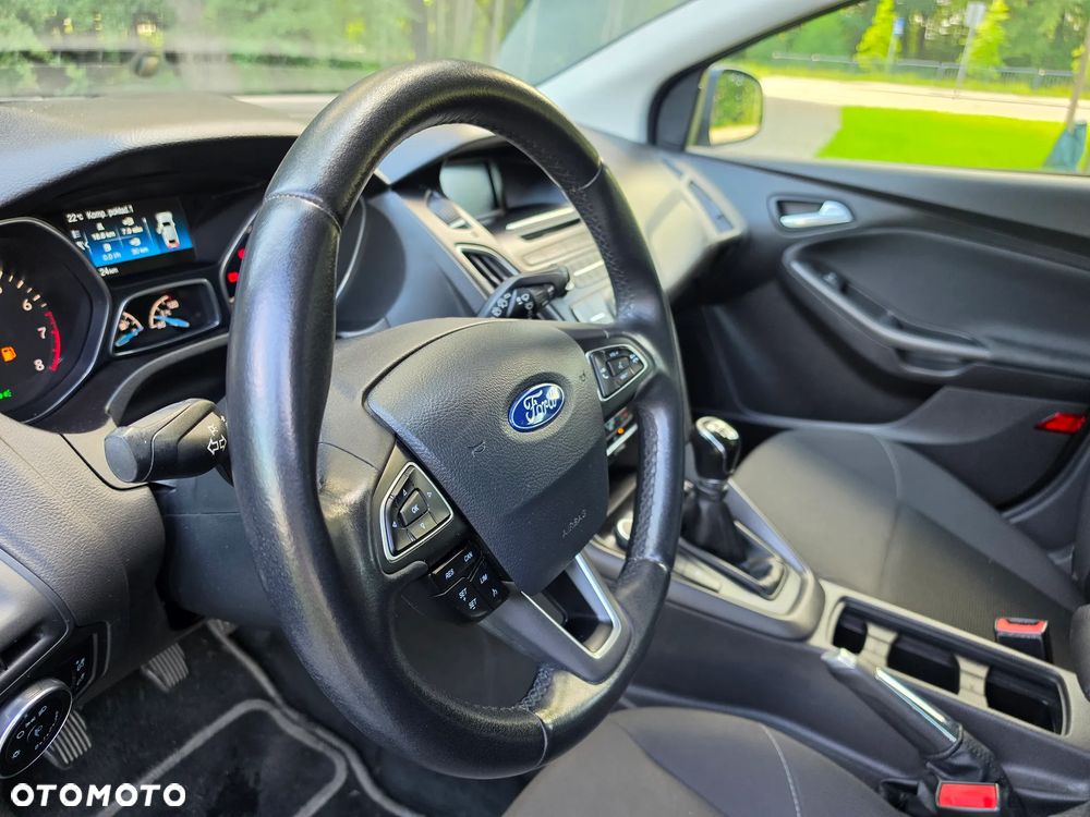 Ford Focus 1.6 SYNC Edition - 8
