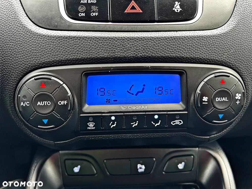 Hyundai ix35 2.0 Premium 2WD - 31