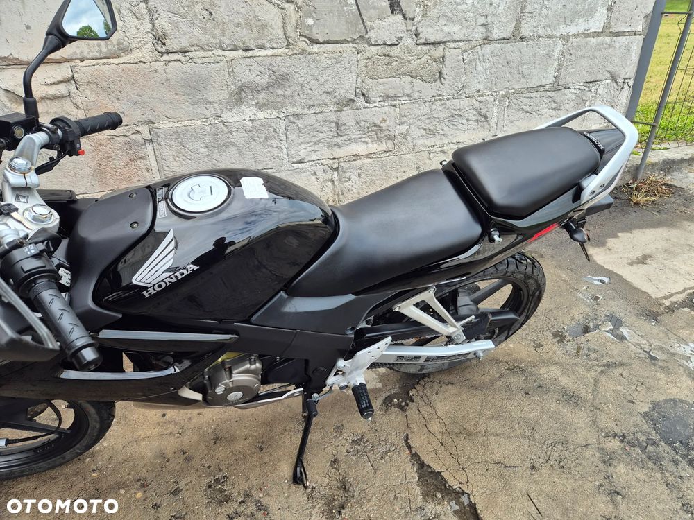 Honda CBR - 16