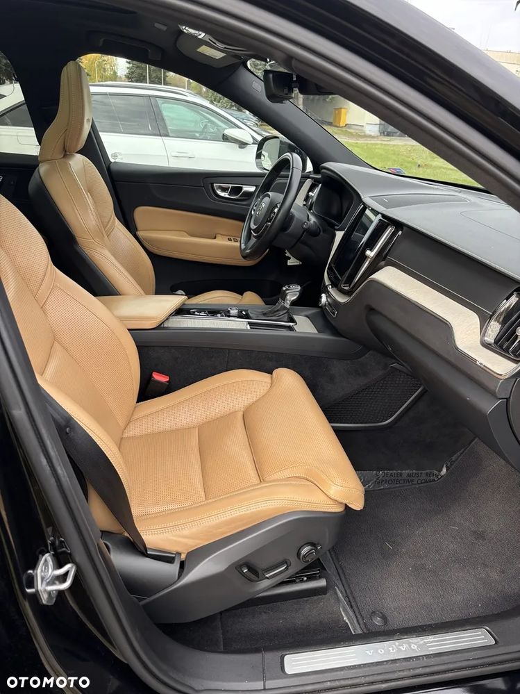 Volvo XC 60 T6 AWD Geartronic Inscription - 9