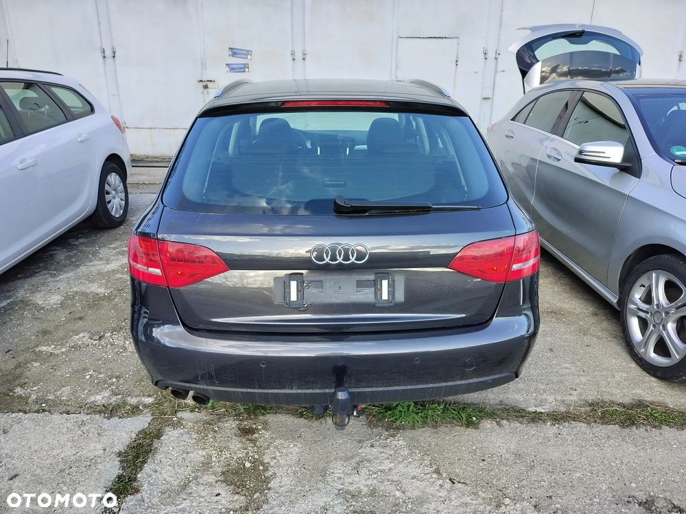 Audi A4 Avant 1.8 TFSI Attraction - 11