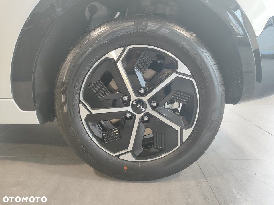 Kia Niro - 17