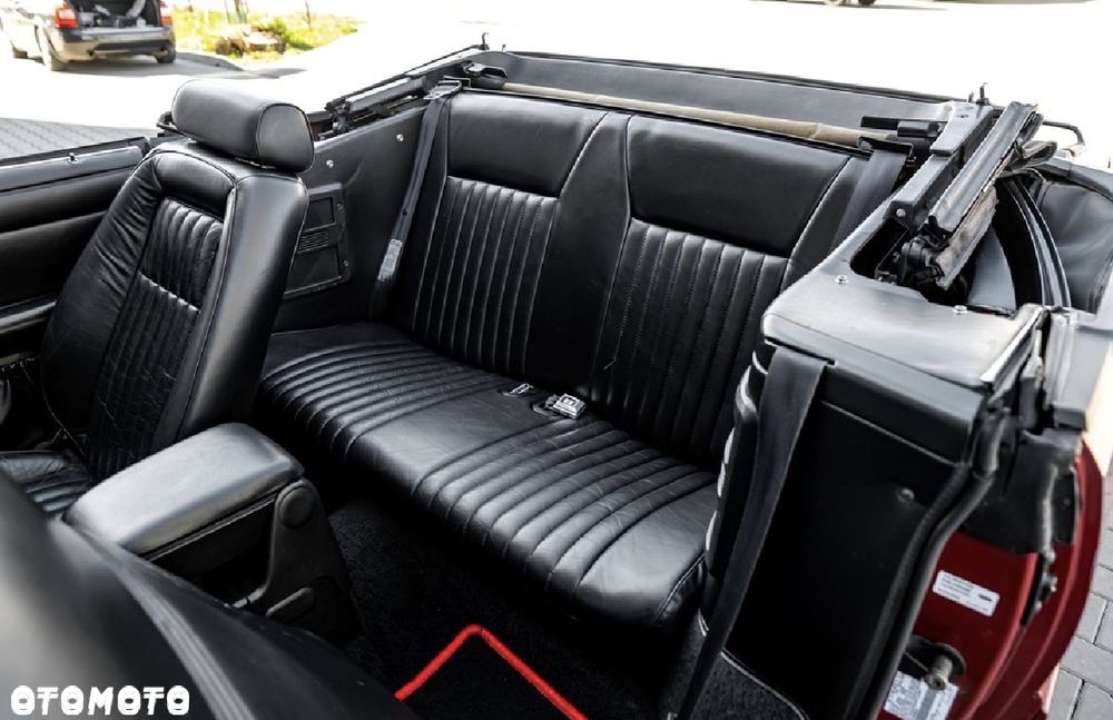 Ford Mustang - 18