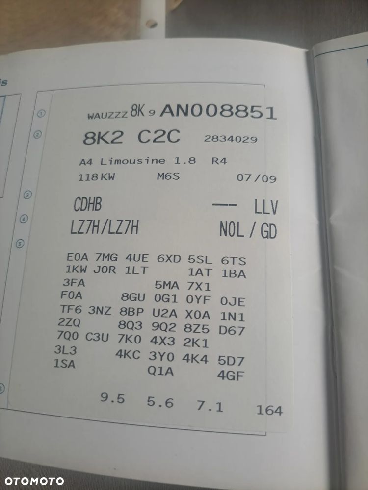 Audi A4 Limousine - 16