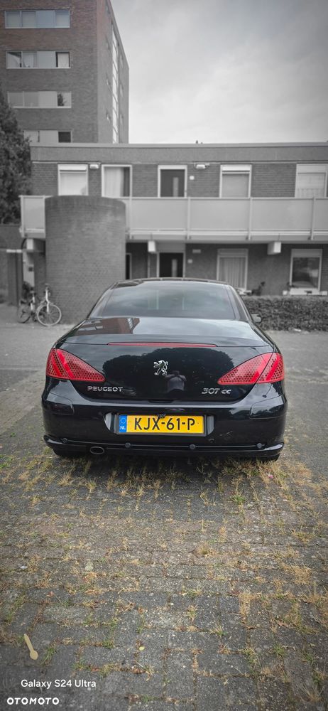 Peugeot 307 CC 1.6 Intense - 12