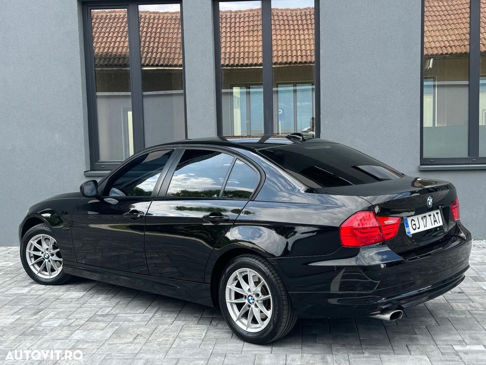BMW Seria 3 320d xDrive - 5