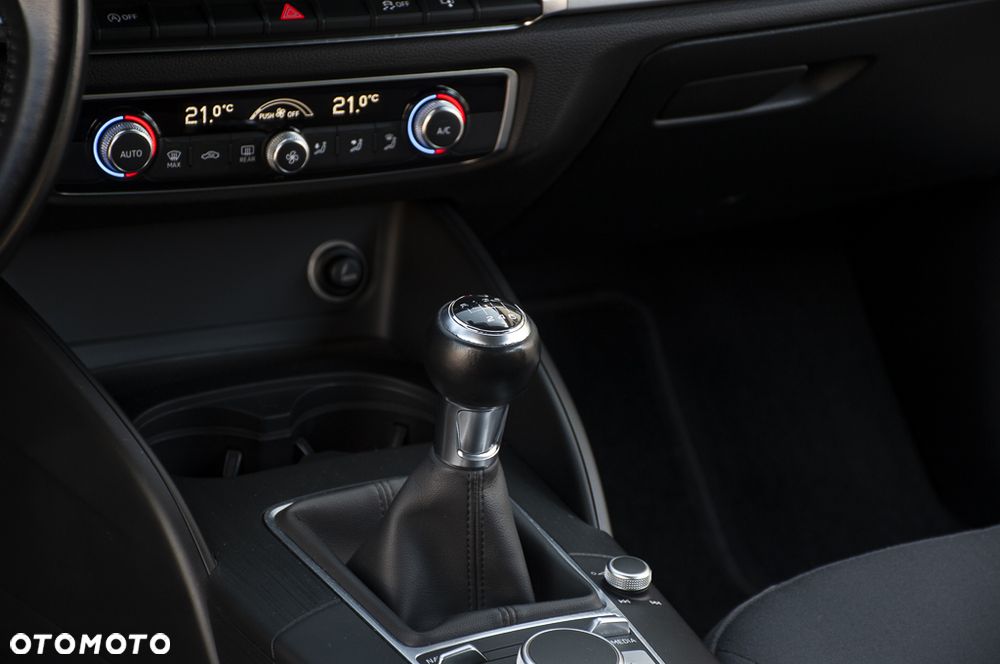 Audi A3 Sportback 1.6 TDI - 35