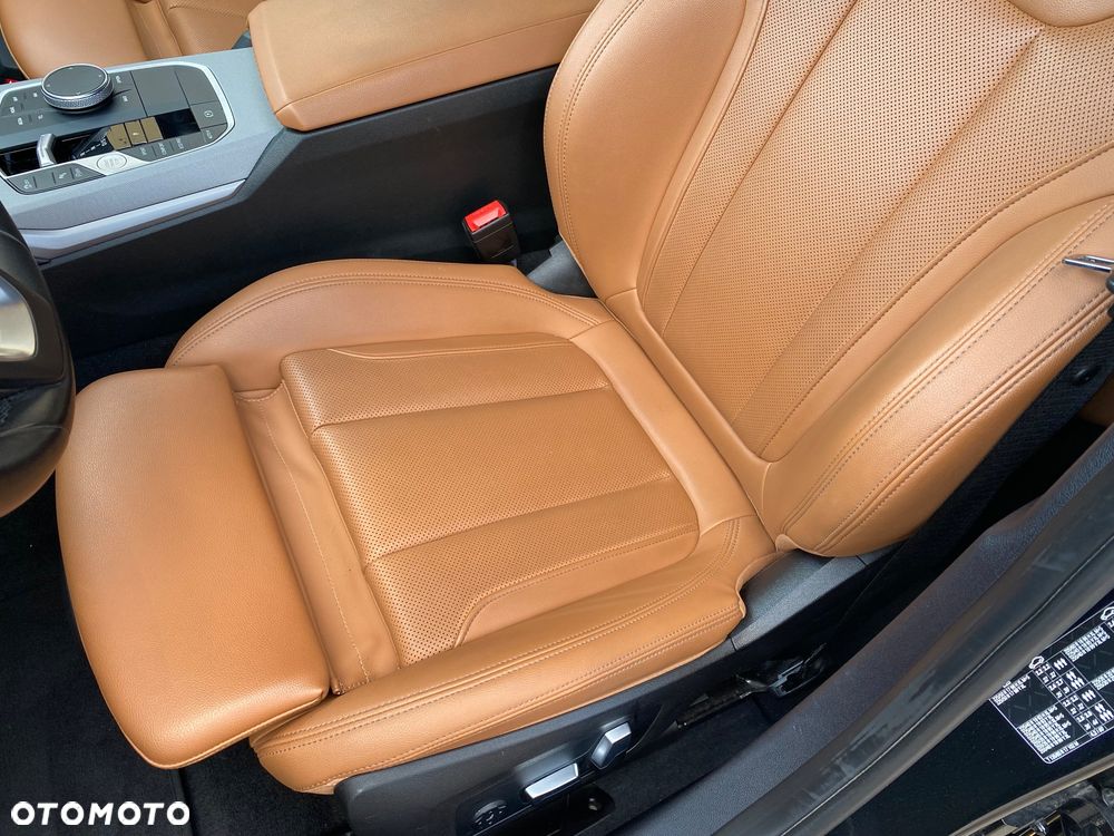 BMW Seria 3 318i Advantage sport - 23
