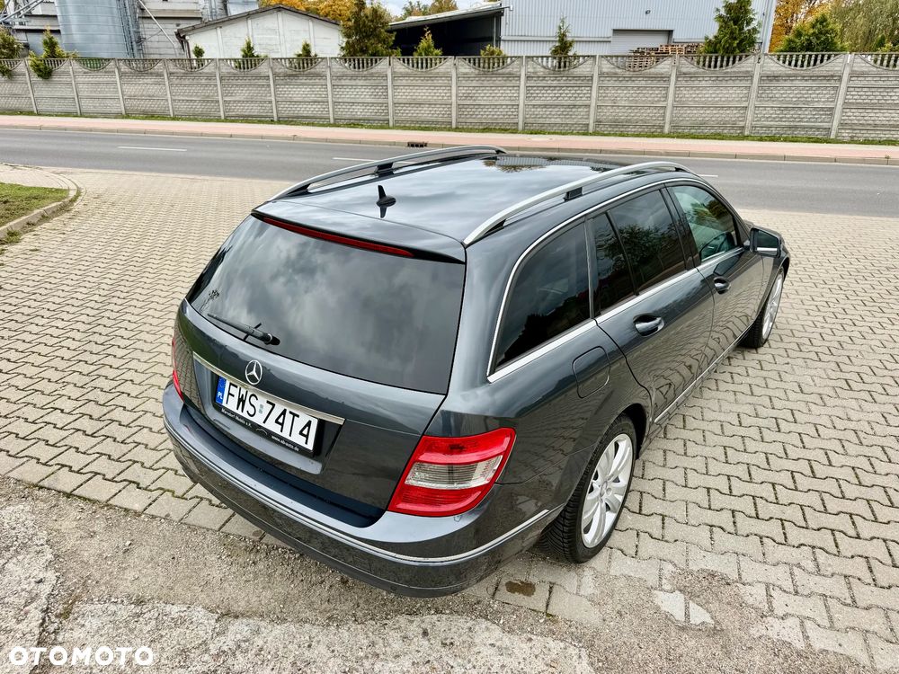 Mercedes-Benz Klasa C 250 CGI T Automatik BlueEFFICIENCY Avantgarde - 20