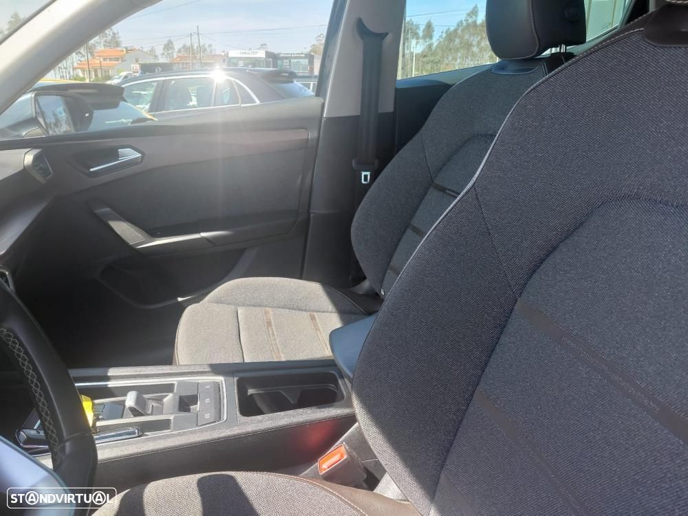 SEAT Leon 1.4 e-Hybrid Xcellence DSG - 8