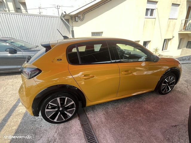 Peugeot e-208 GT Pack - 2